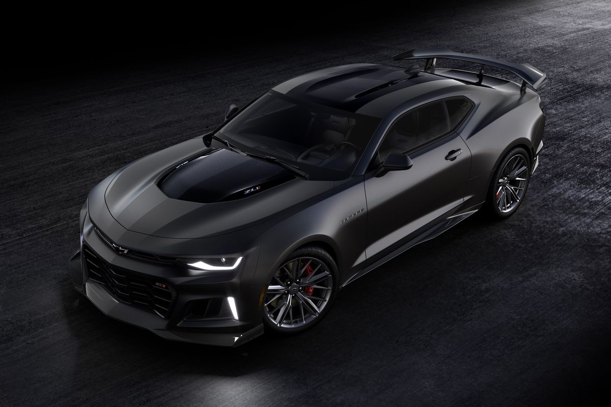 Chevy Camaro อาจกลับมาเป็นรถไฟฟ้าที่สนุกสนานในการขับขี่ ประธาน GM กล่าว